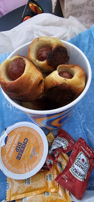 Auntie Anne's Picture 2