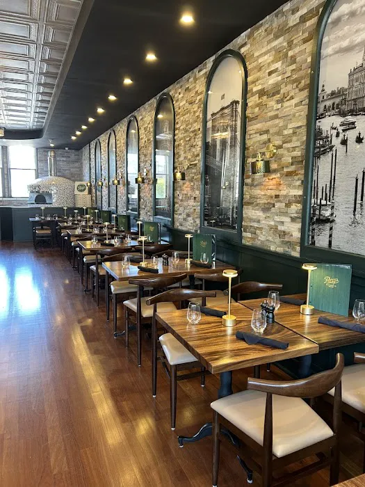 Patsy's Pizzeria Picture 8