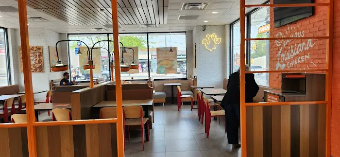 Popeyes Picture 8