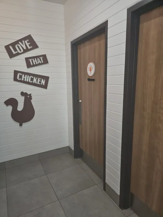 Popeyes Picture 9