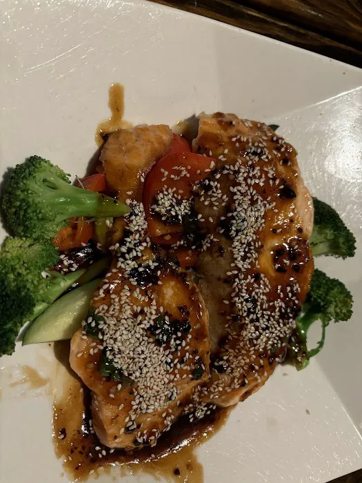 Yumi Asian Bistro Picture 9