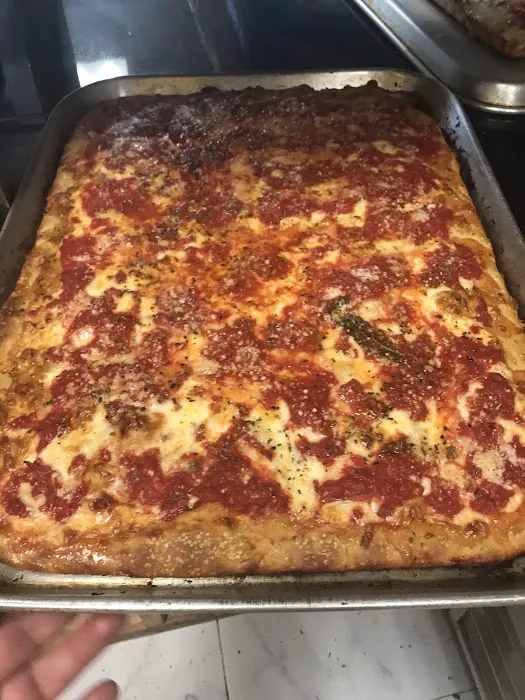 Emilio's Original Gourmet Pizza Picture 2