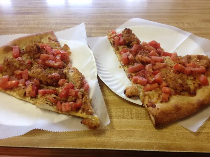 Emilio's Original Gourmet Pizza Picture 4