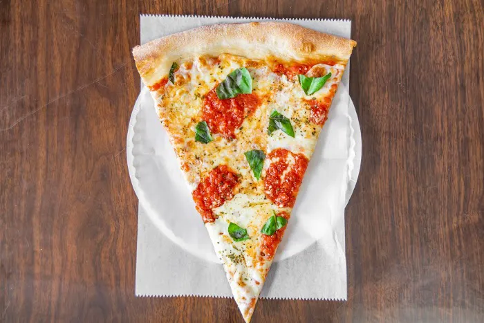 Emilio's Original Gourmet Pizza Picture 9