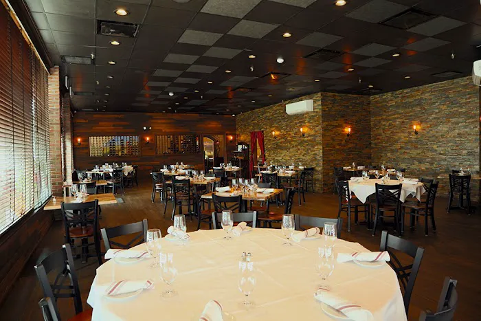 Louie & Johnnie's Ristorante Primavera Picture 6