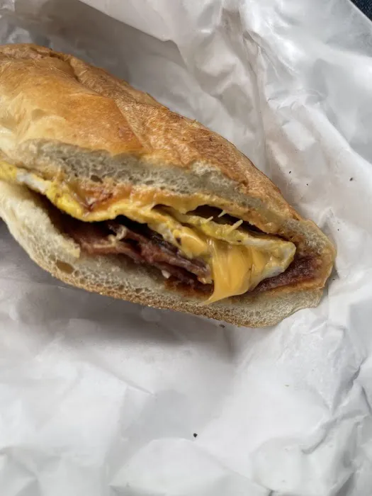 Dena's Deli Picture 1