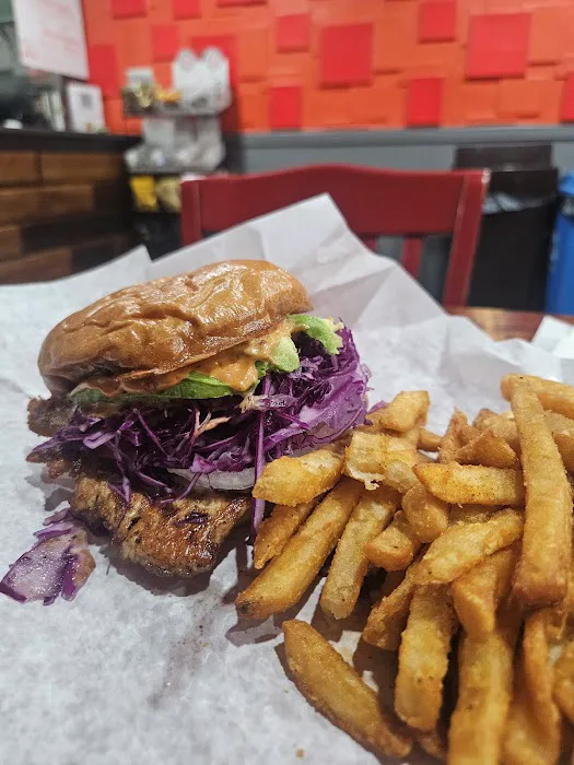 Cocina Burger Shop Picture 8