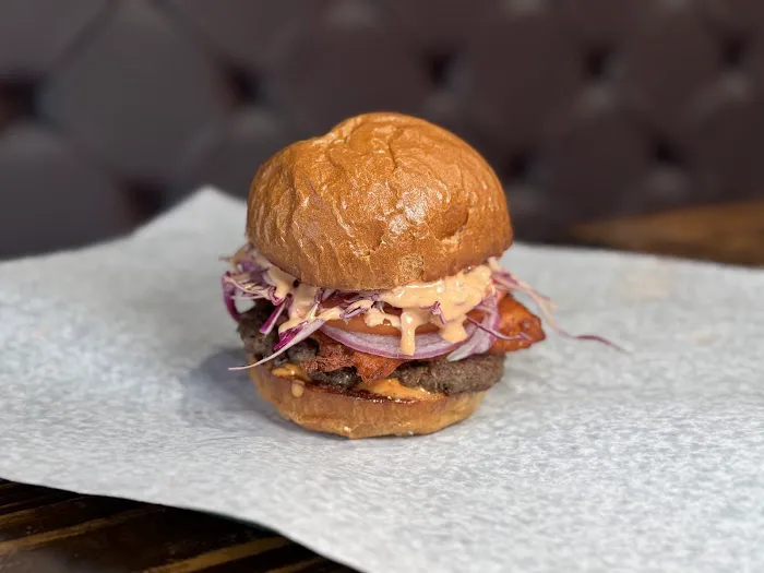 Cocina Burger Shop Picture 4