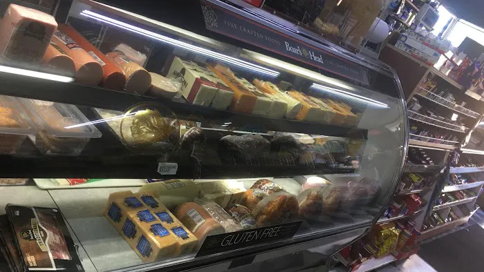 Super Delicatessen Picture 6