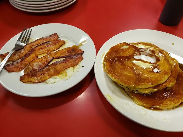 Dyre Ave Diner Picture 3