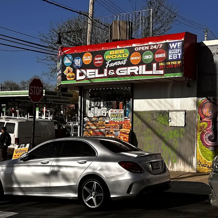 Bee Road Gourmet Deli & Grill Picture 3
