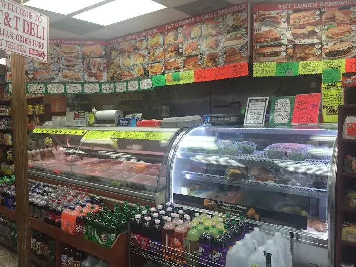 T-Famous Deli Picture 1
