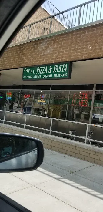 Capri II Pizzeria Picture 8
