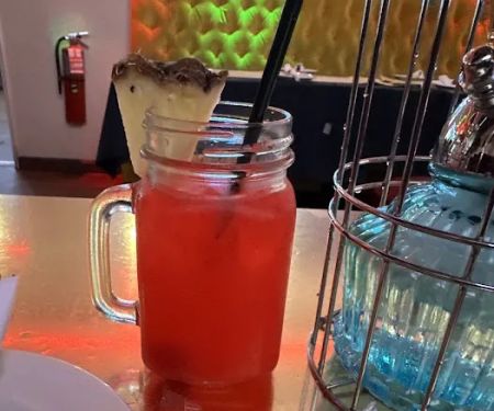Code Red Restaurant & Lounge