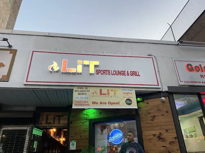 LIT Sports Lounge & Grill Picture 4