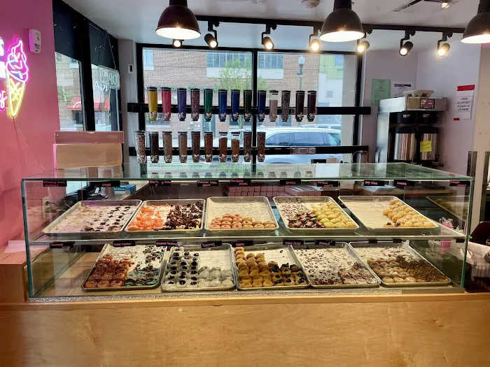 Grey's Mini Donuts Picture 6
