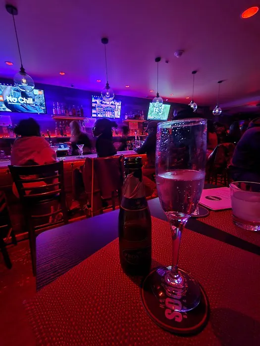 New Roc Social Bar & Lounge Picture 9