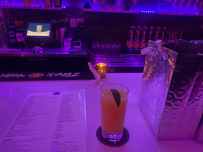 New Roc Social Bar & Lounge Picture 3
