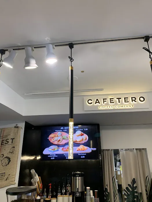 Cafetero - NR Train Station Picture 2