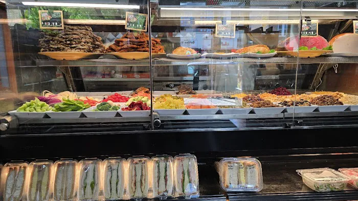 NFM Gourmet Deli Picture 4