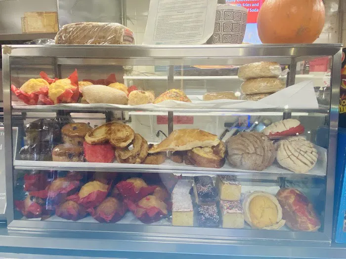 M&M Deli Cafe Picture 9