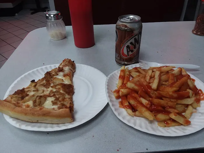Town Pizza House Restaurant Picture 7
