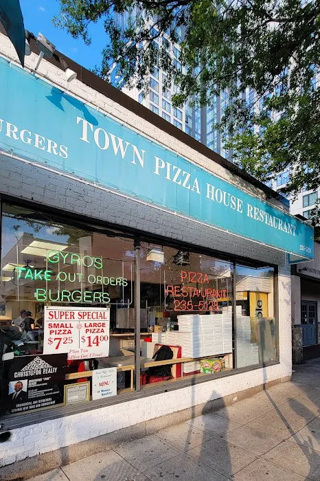 Town Pizza House Restaurant Picture 2