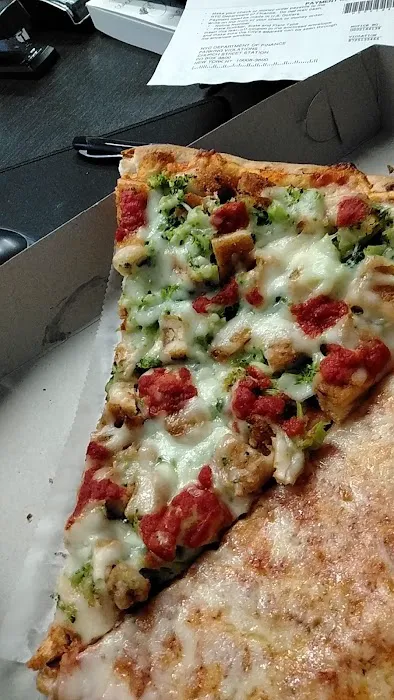 Venecias Pizzeria Picture 4