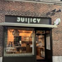 Juiiicy ico