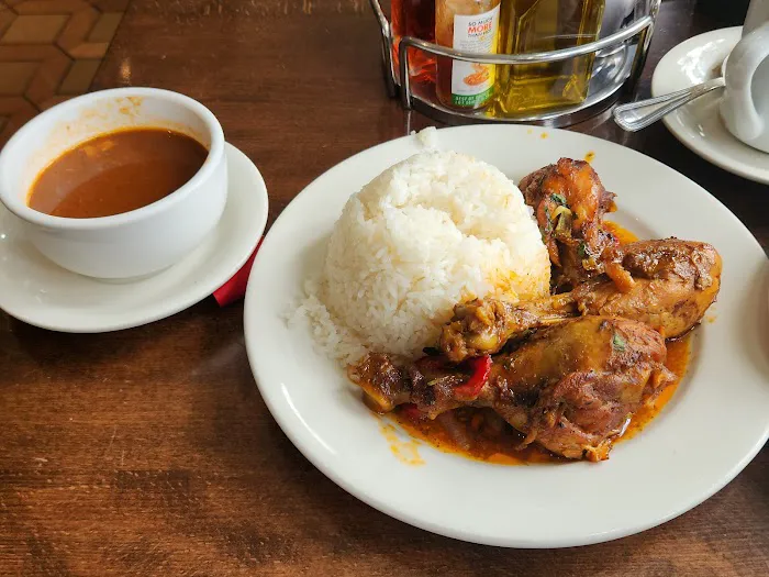 Caridad & Louie's Restaurant Picture 8