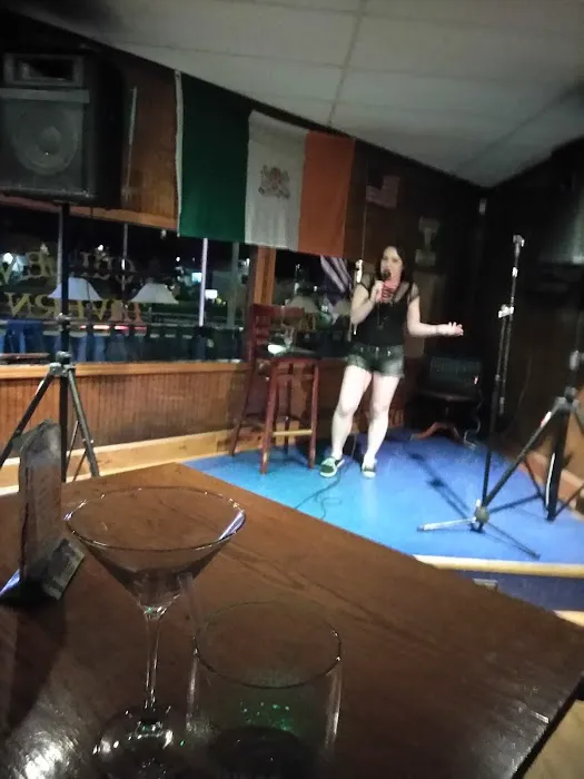 C J Cullens Tavern Picture 10