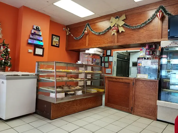 Cristina's Bakery Picture 3
