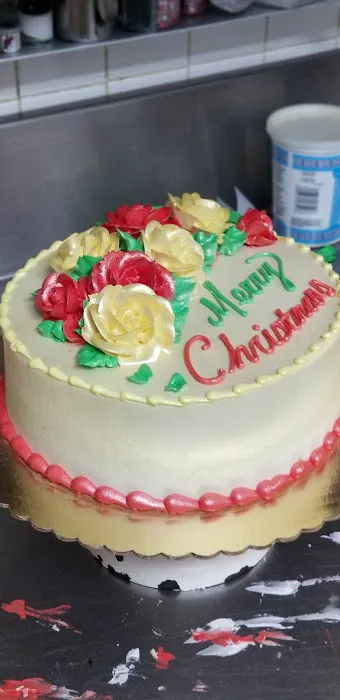 Cristina's Bakery Picture 7