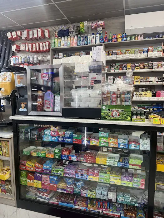 Best Deli - McLean Ave Picture 4