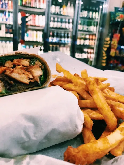 McLean Deli Picture 9