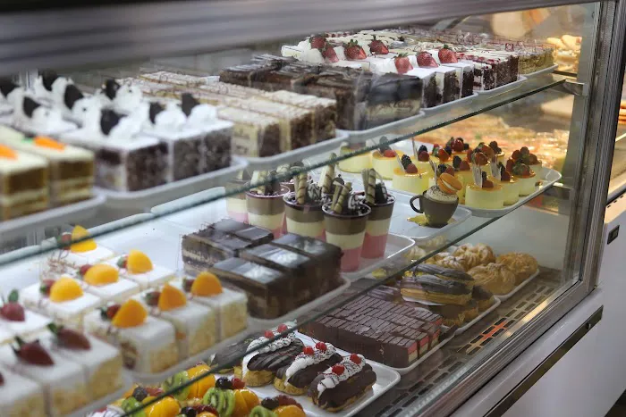 La Pinata Bakery Picture 8