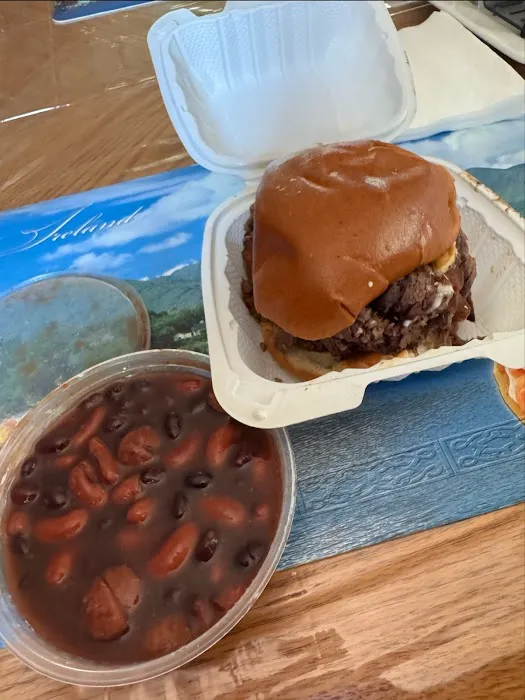 Beebe BBQ food truck Picture 2