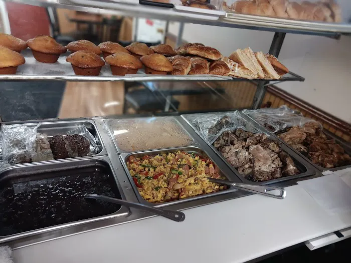 Estrella's Deli Coffee Shop Picture 10