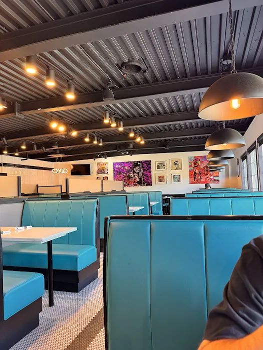 Country MKT (Market) Diner Picture 6