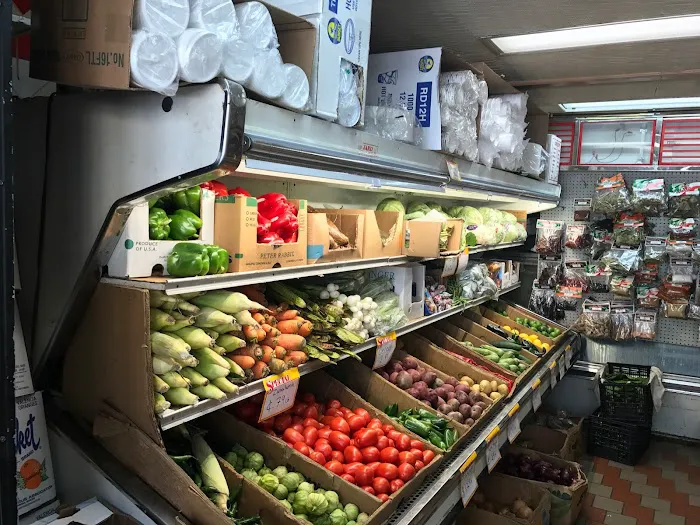 Esperanza Deli & Grocery Picture 8