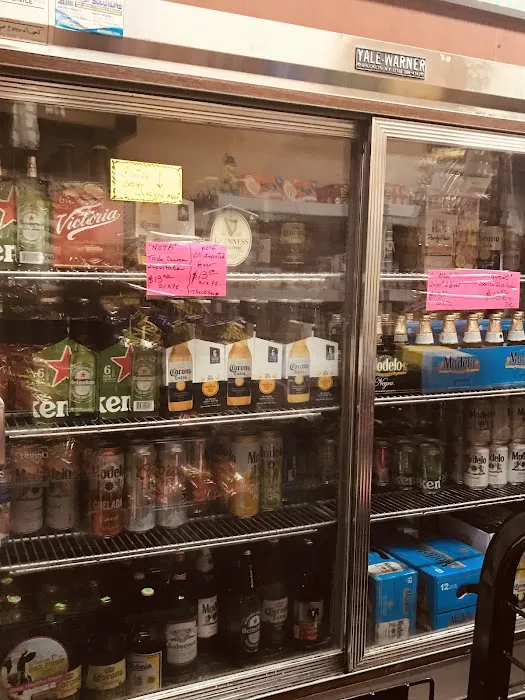 La Corona Deli Inc Picture 4