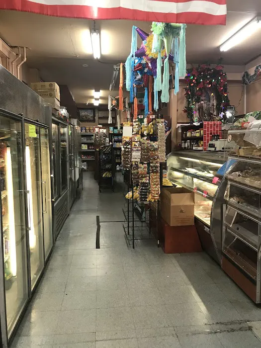 La Corona Deli Inc Picture 8