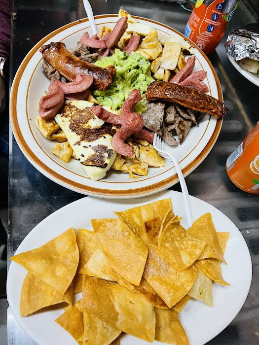 Deli Commercial Mexicana Picture 4