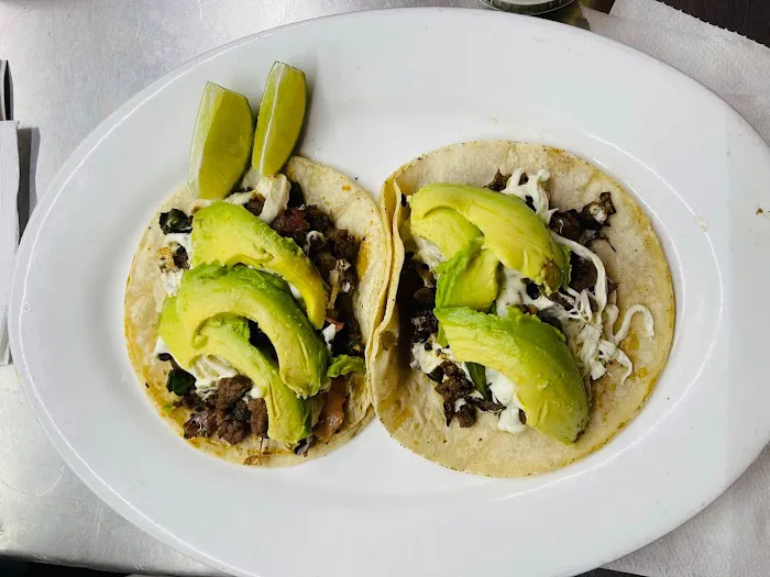 Deli Commercial Mexicana Picture 9