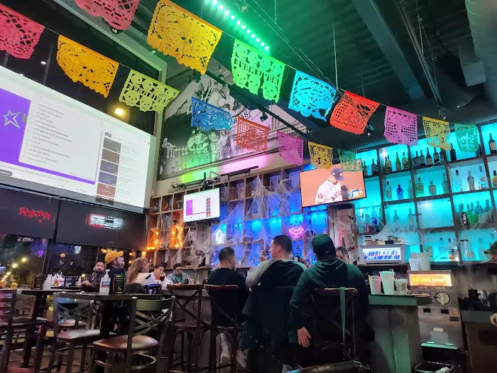 Dos Marias Bar & Restaurant Picture 3