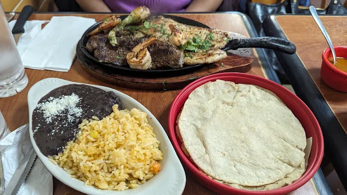 Tacos El Poblano Picture 8