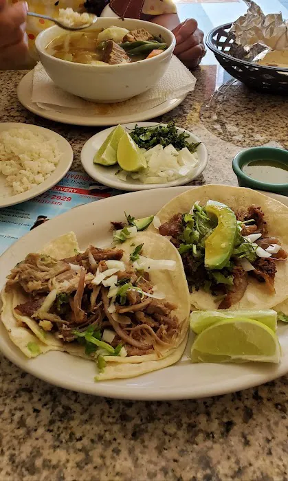 Restaurante Salvadoreño Picture 5