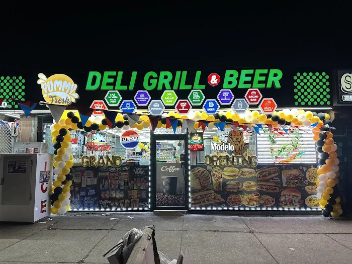 Yummy fresh deli & grill Picture 3