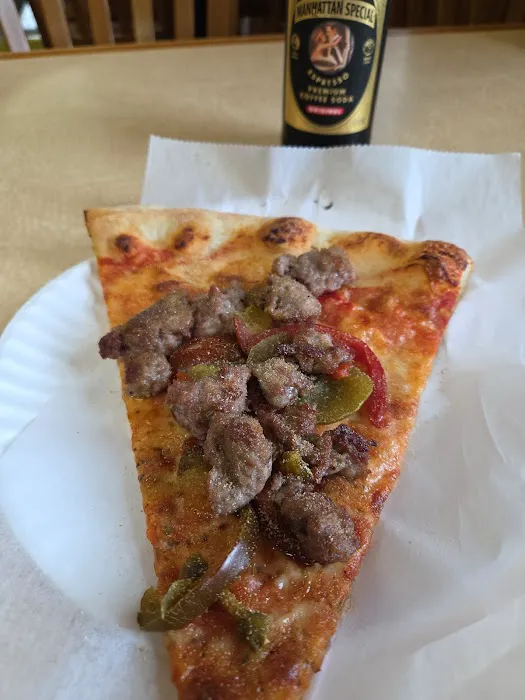 Louie & Ernie's Pizza Picture 5
