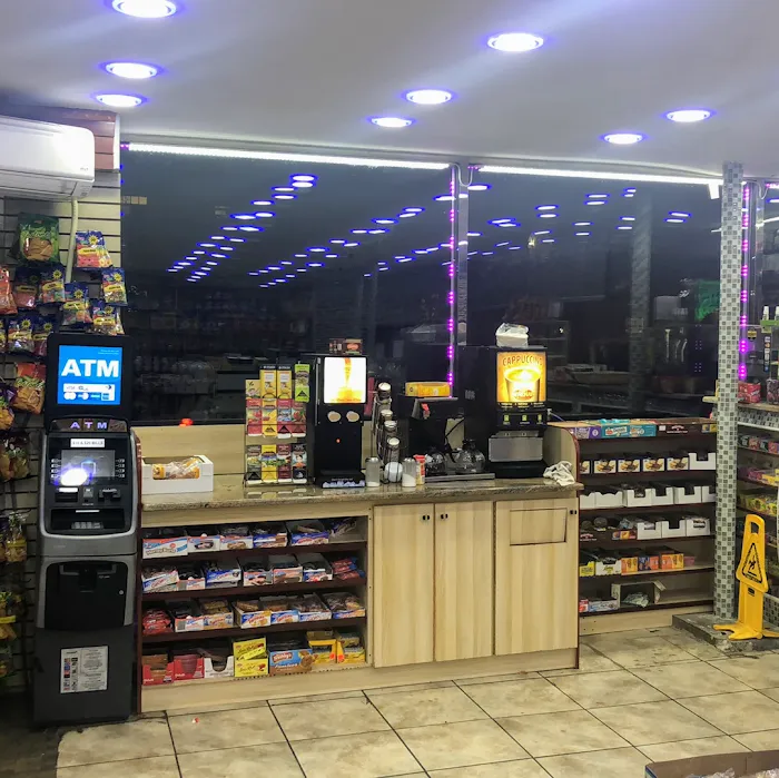 King Gourmet Deli Picture 2